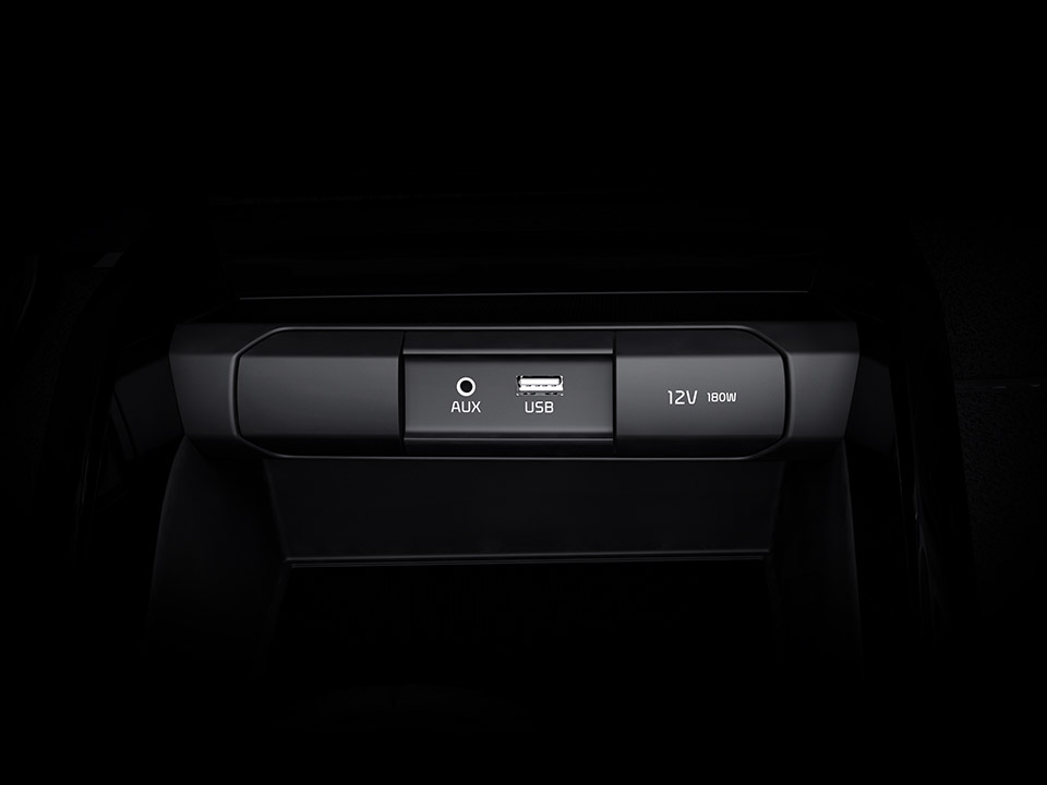 Auxiliary and USB connections