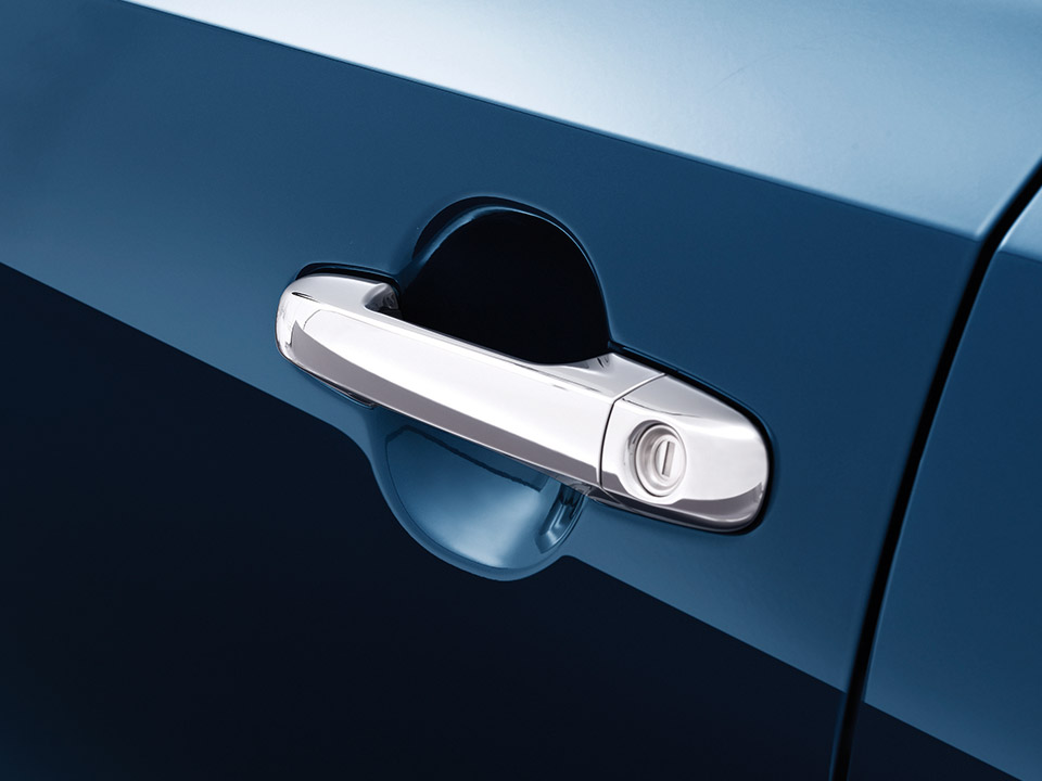 Chrome outside door handles