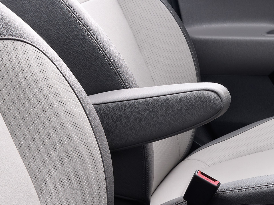 Driver’s seat armrest