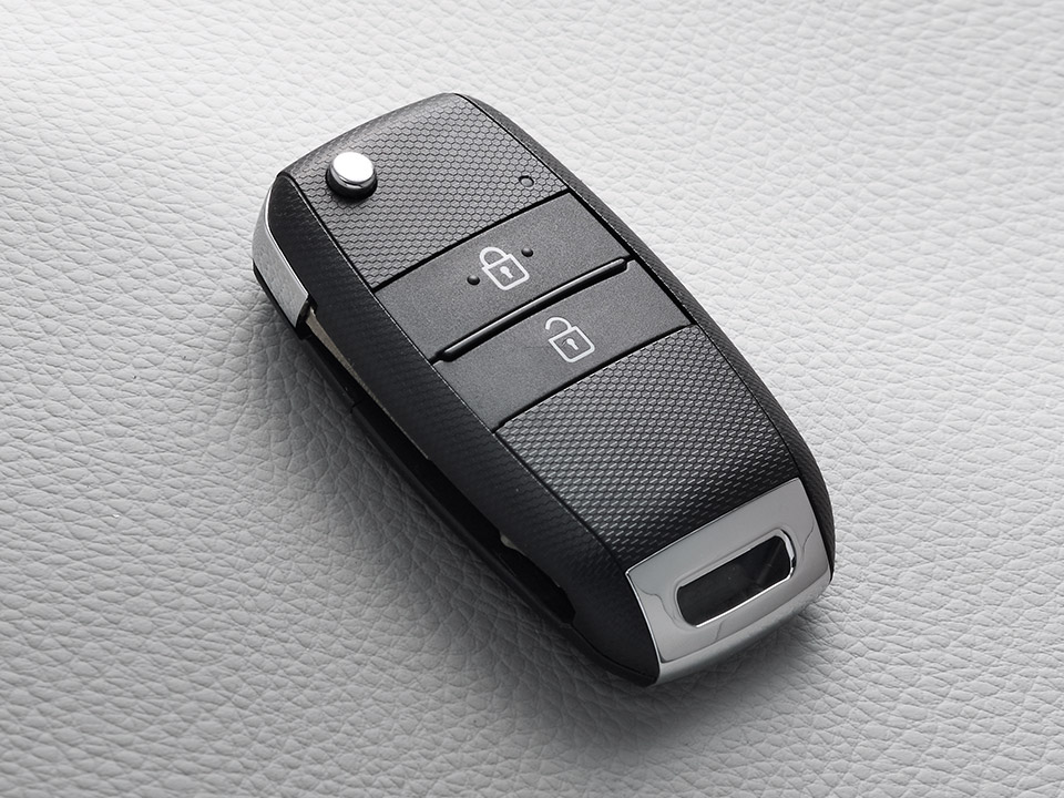 Folding remote key fob