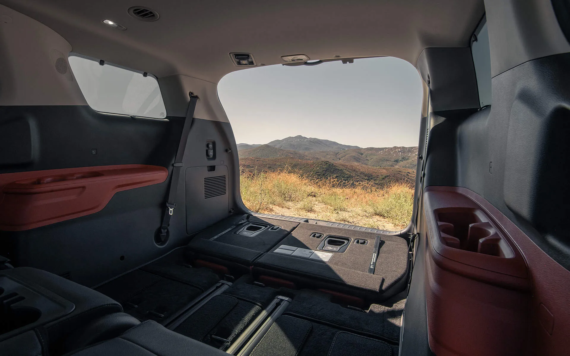 Air-ventilated front seats